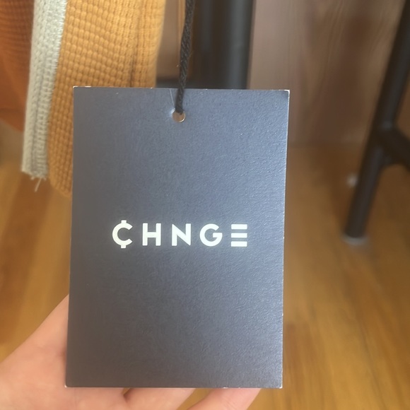 CHNGE Ribbed Tank - Picture 2 of 4